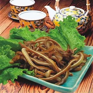 《鴨董香燻滷味》豬耳朵